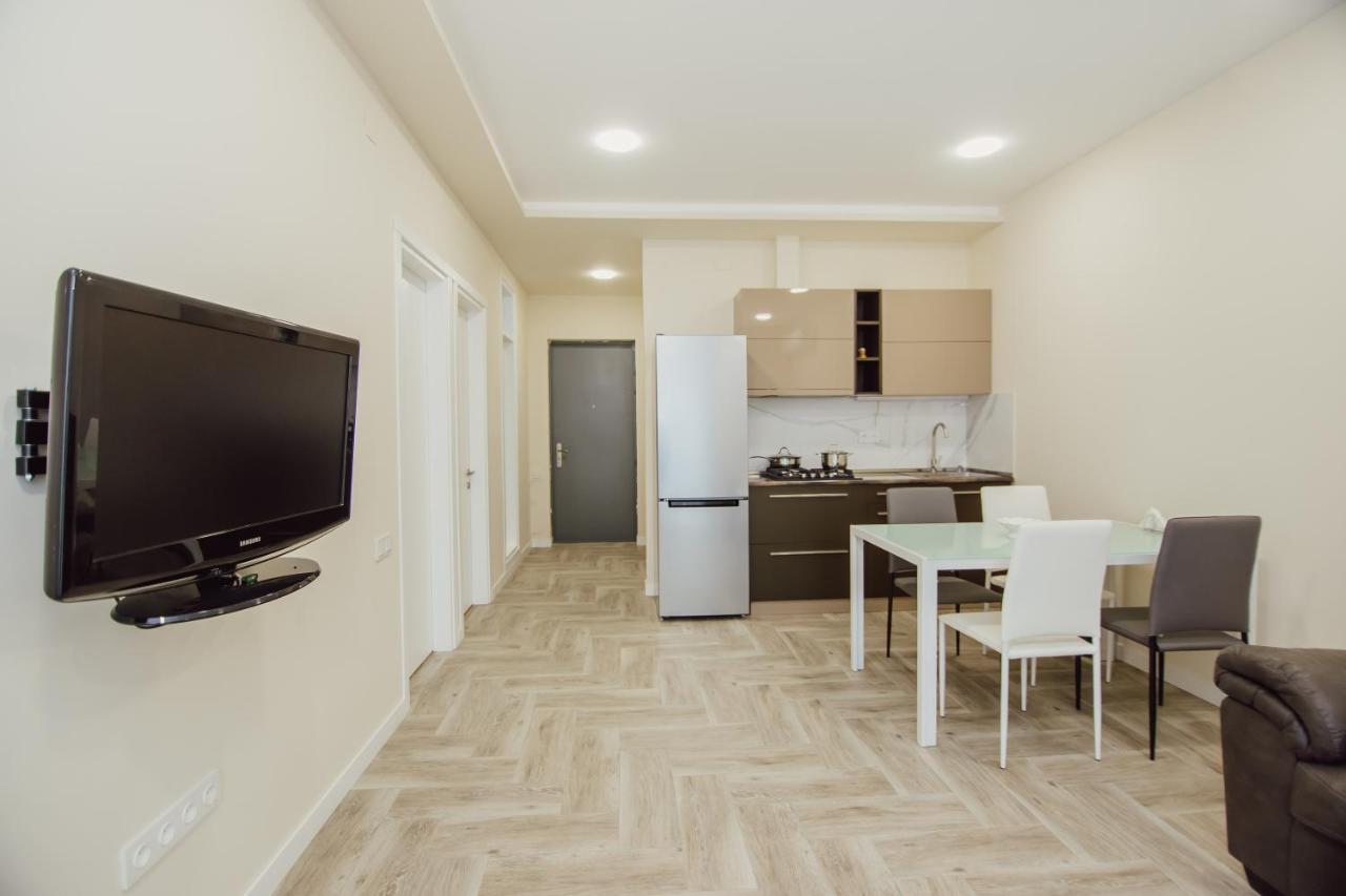 Four Season Apartment Batumi
